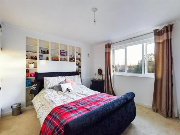 Property photo 3 of 7