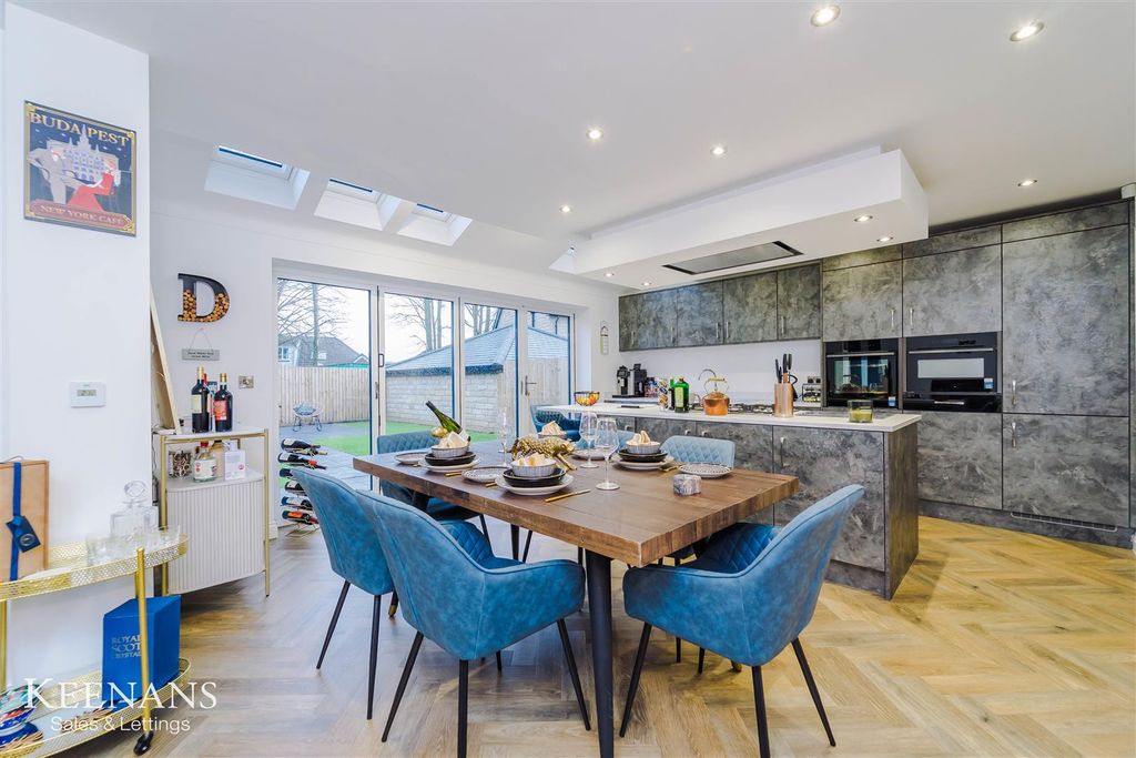 Property photo 2 of 60 2.Jpg