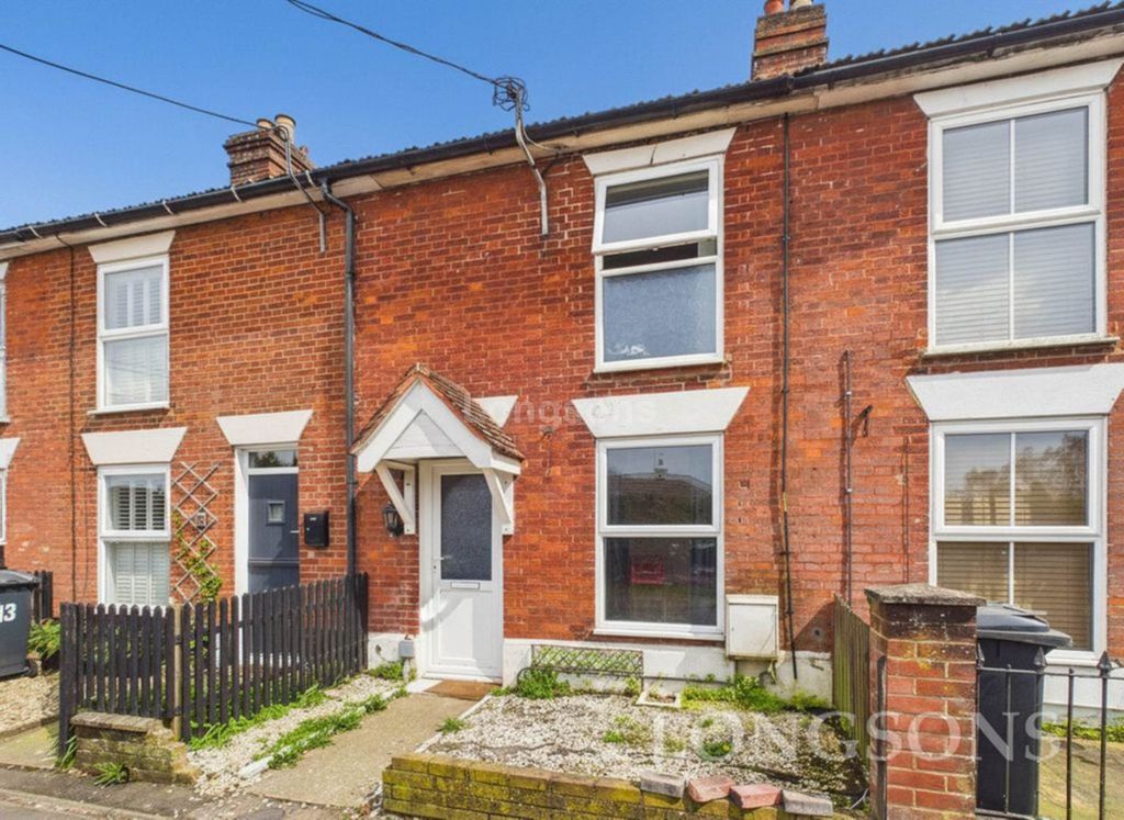 Property photo 1 of 12