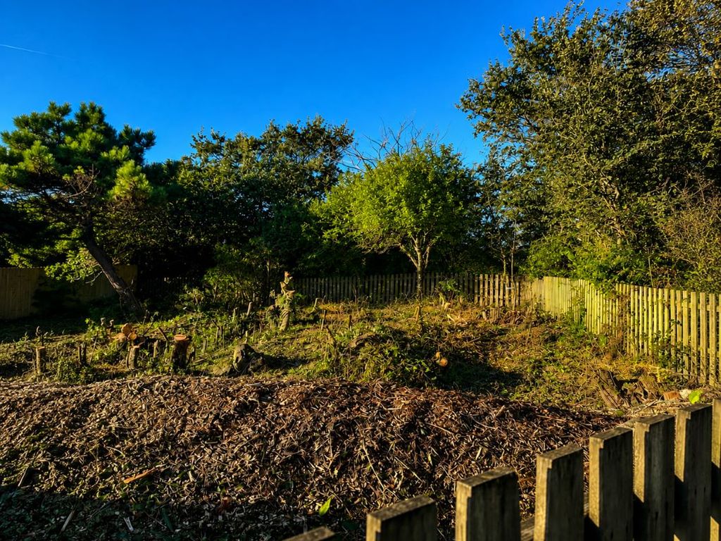 Property photo 2 of 4