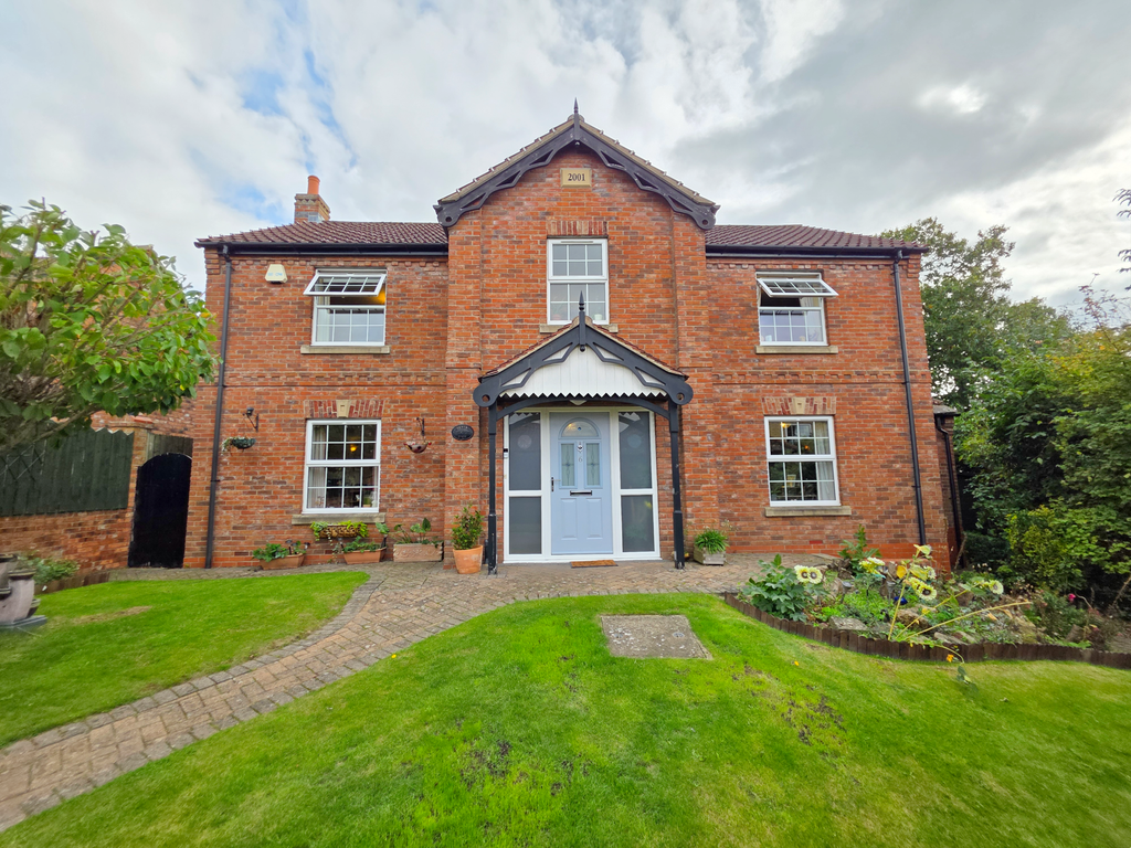 Property photo 2 of 31