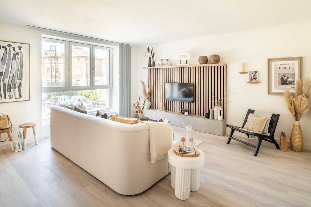 Property photo 3 of 12 Ben_Pipe_Photography_032025_Jll_Eeko_018.Jpg