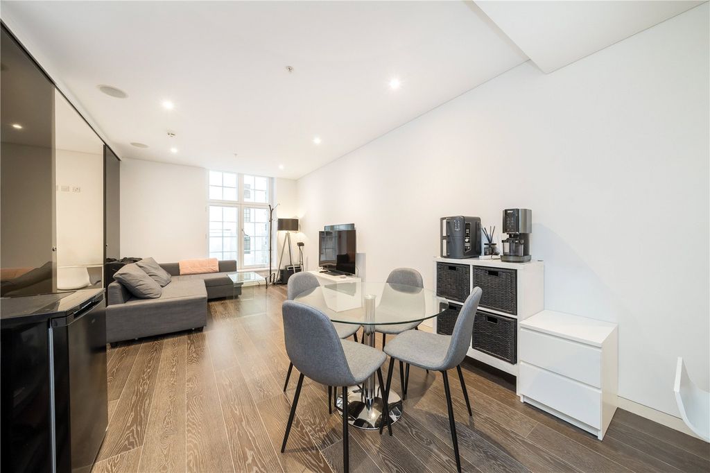 Property photo 3 of 12 Picture No. 05