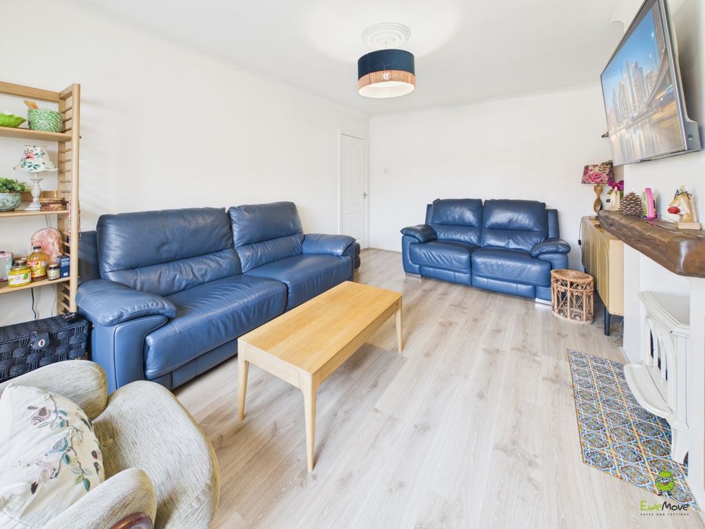 Property photo 2 of 13 Presented By Clinton At Ewemove Bexleyheath And Da