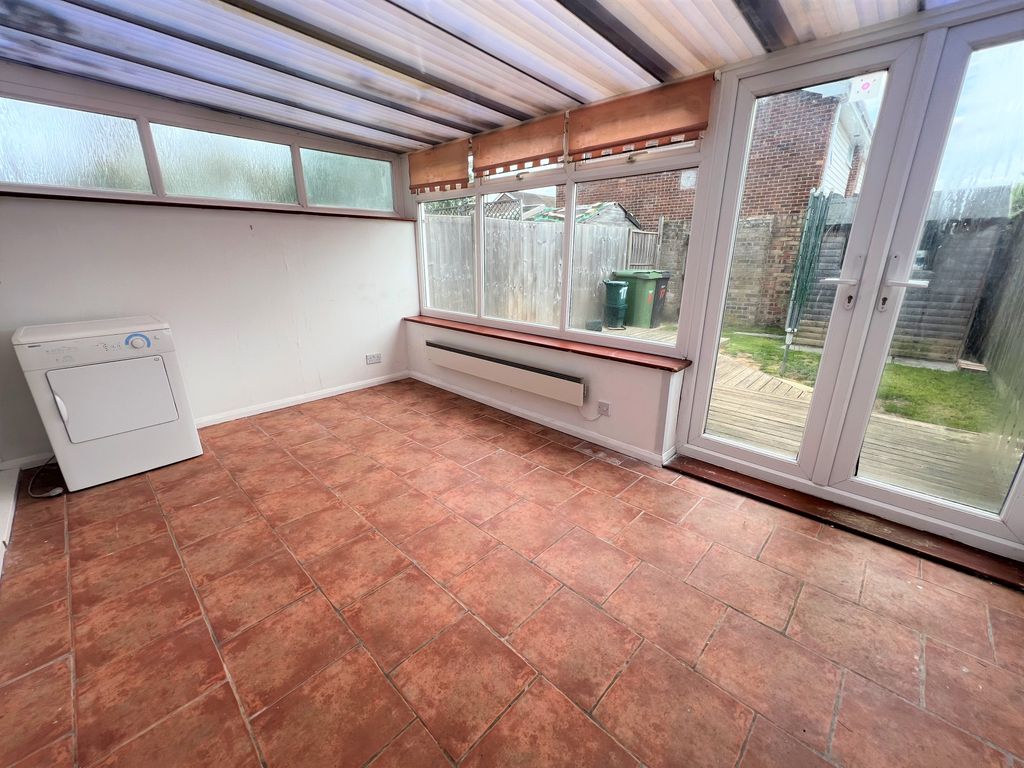 Property photo 3 of 9 Image