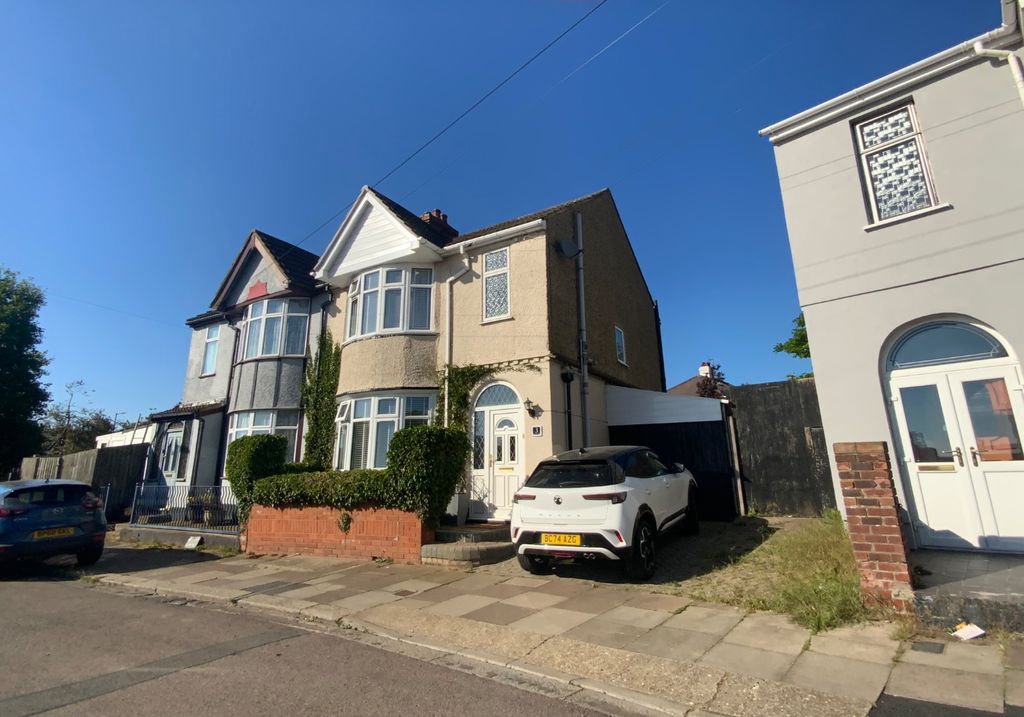 Property photo 1 of 14 4184950