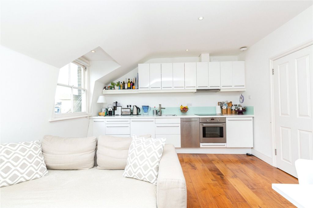 Property photo 3 of 10 Open Plan Kitchen