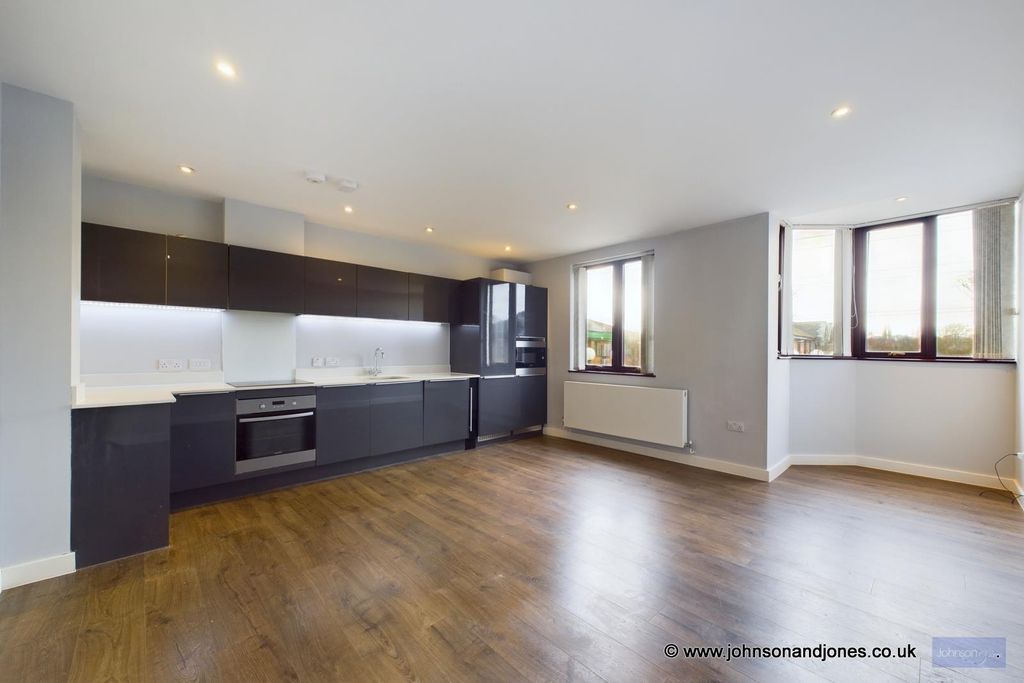 Property photo 2 of 13 2 Recep.Jpg
