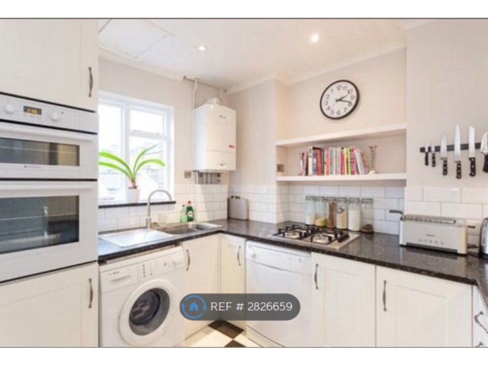 Property photo 3 of 12