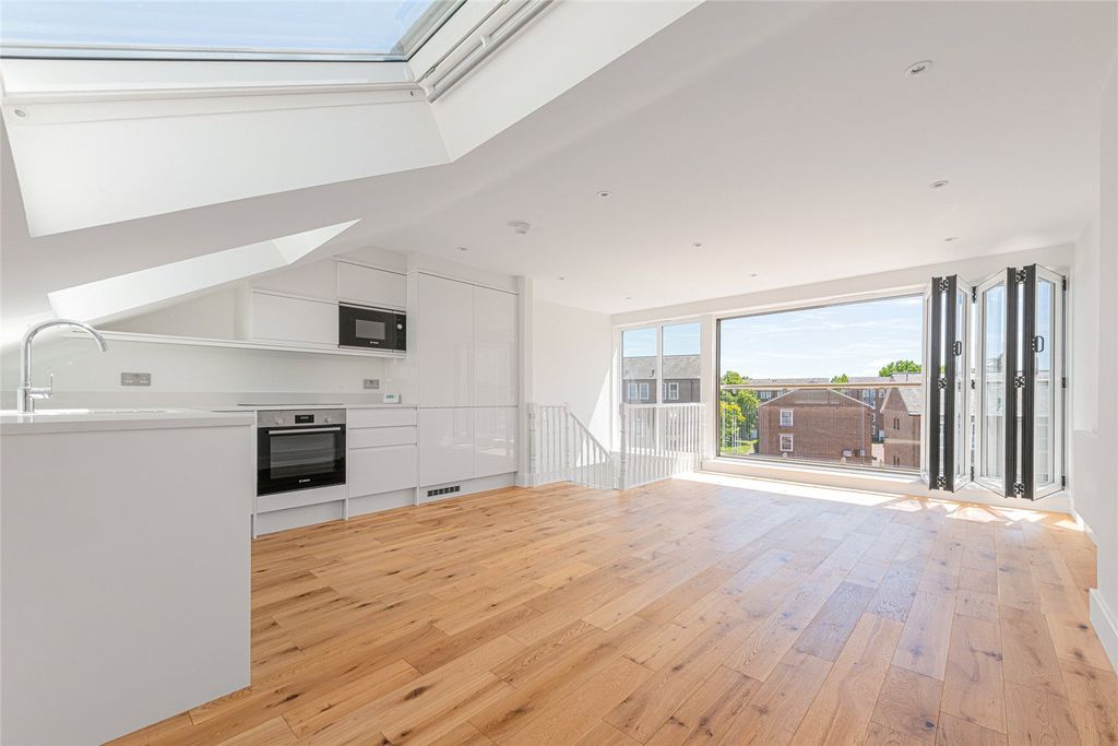 Property photo 1 of 14 Picture No. 07