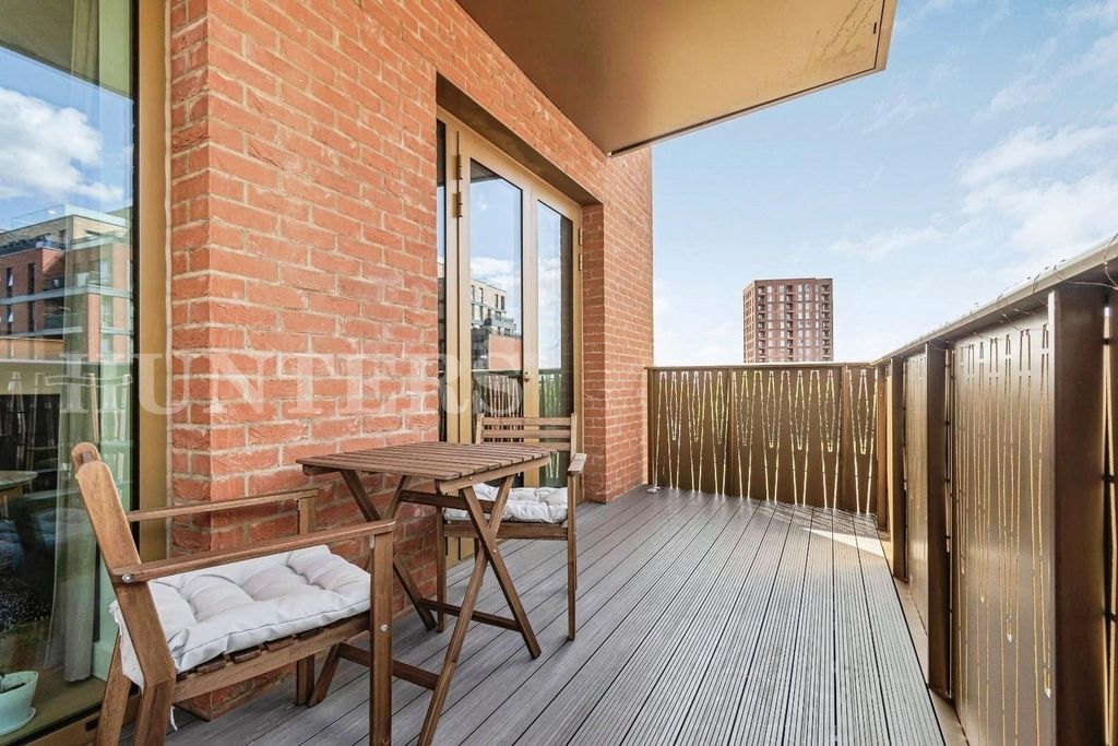 Property photo 3 of 21 5879690d-26_60289.Jpg