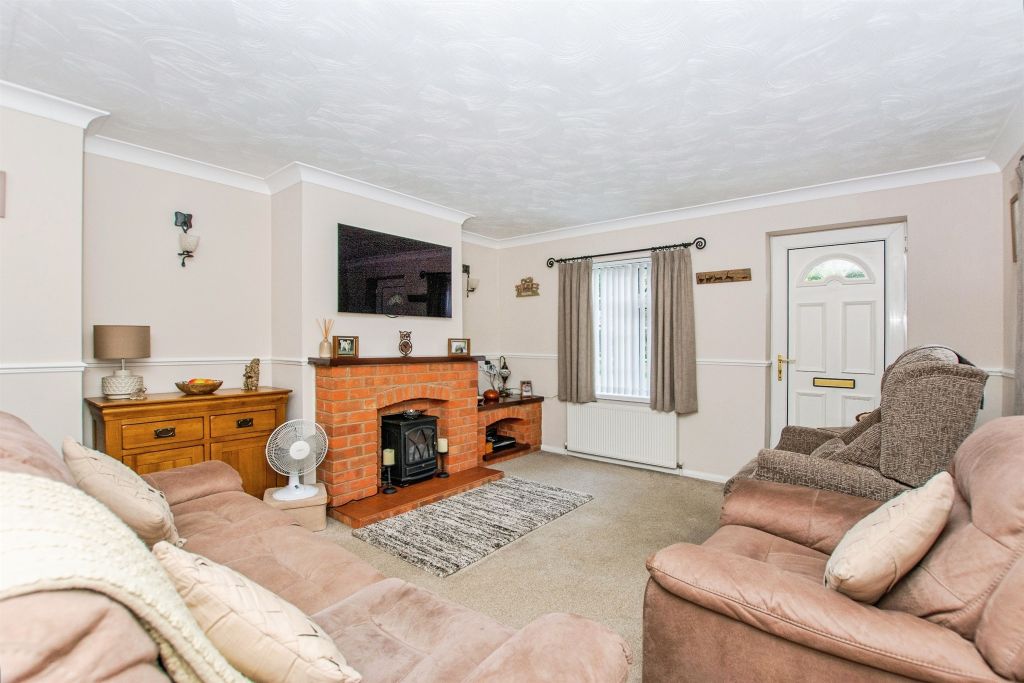 Property photo 3 of 19
