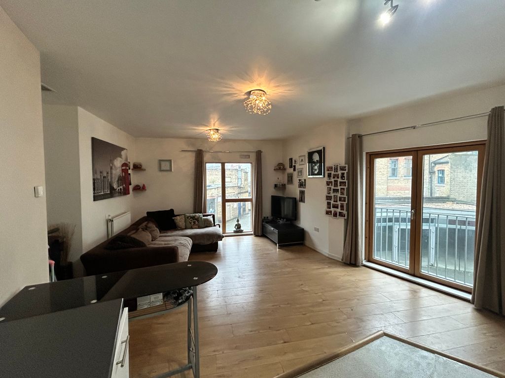 Property photo 1 of 9 Img_0366