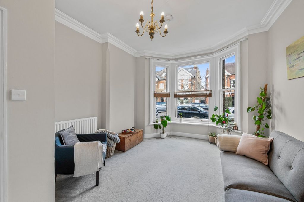 Property photo 3 of 11