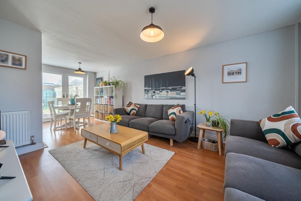 Property photo 3 of 15 Reception