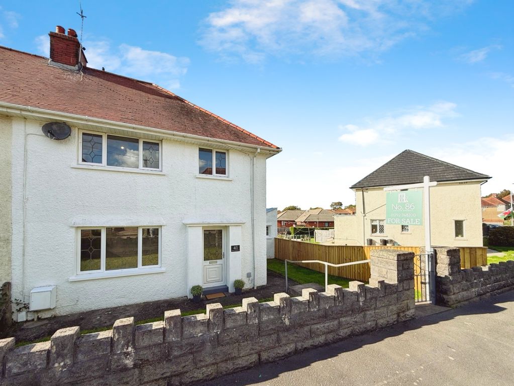 Property photo 1 of 26 4384411