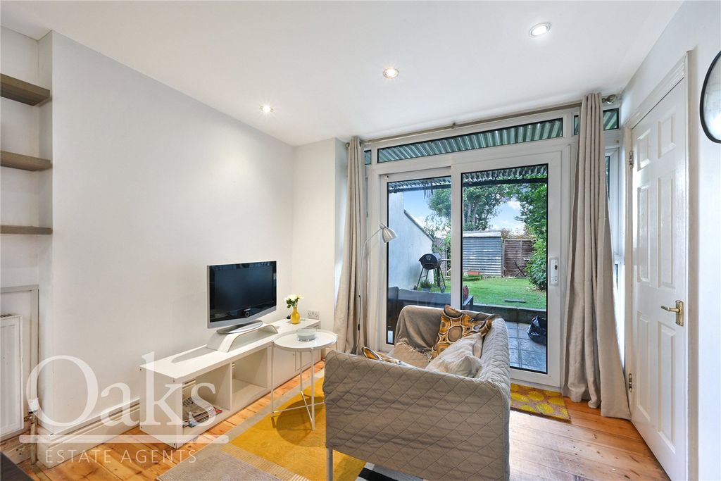 Property photo 2 of 8 Picture No. 05