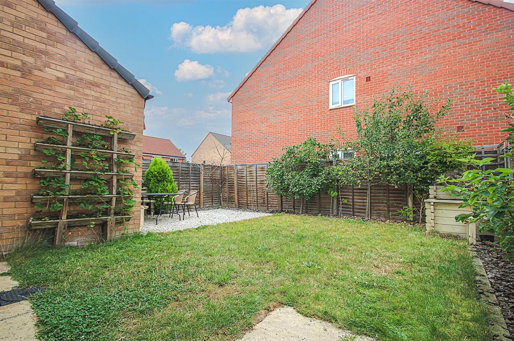 Property photo 2 of 16 Img_9353.Jpg