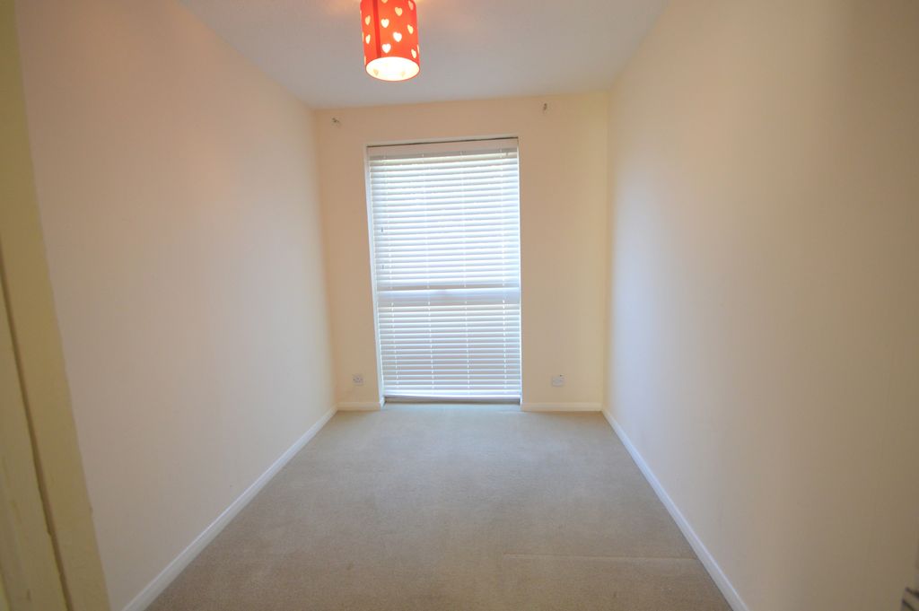 Property photo 3 of 6 Gallery