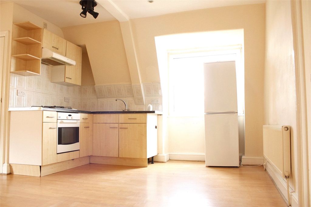 Property photo 2 of 5 Picture No. 01