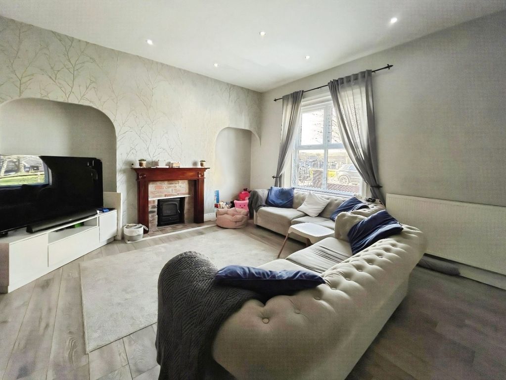 Property photo 2 of 21 5055401