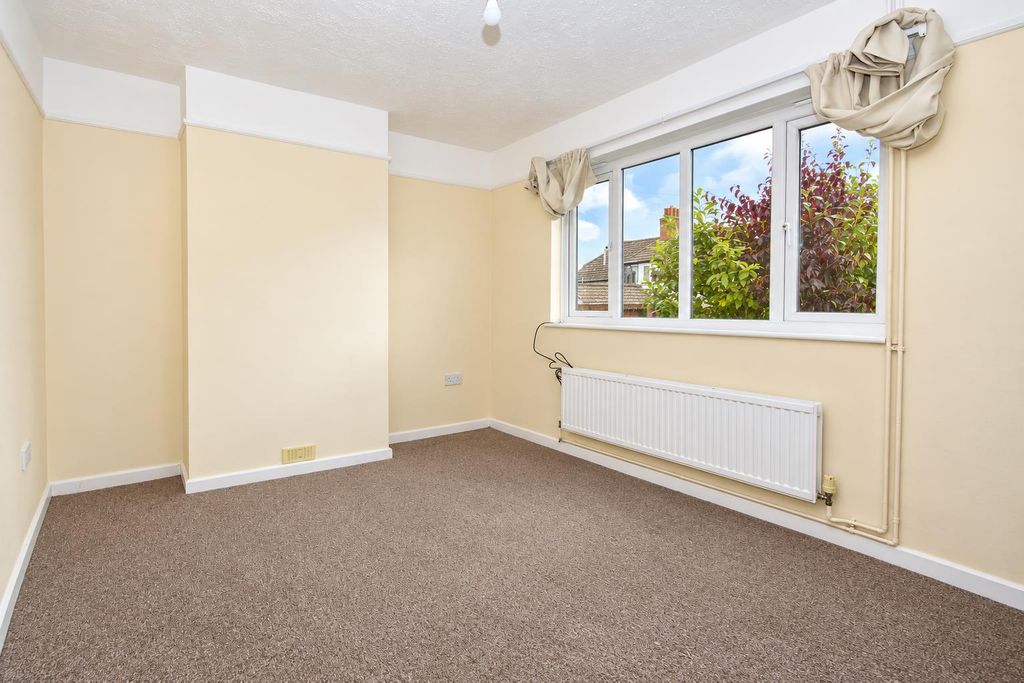 Property photo 2 of 16 1 (6).Png