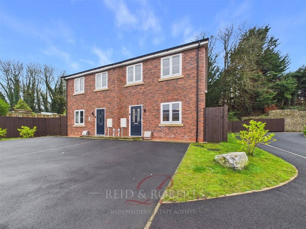 Property photo 1 of 24 Cam04884G0-Pr0119-Still033.Jpg