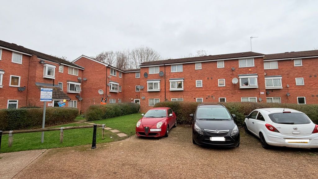 Property photo 1 of 8