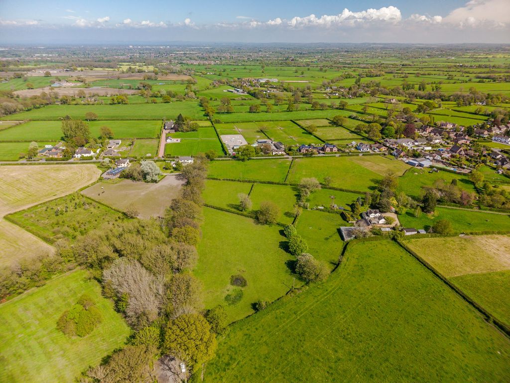 Property photo 3 of 5