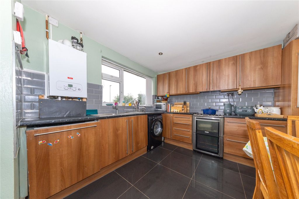 Property photo 3 of 24 Picture No. 07