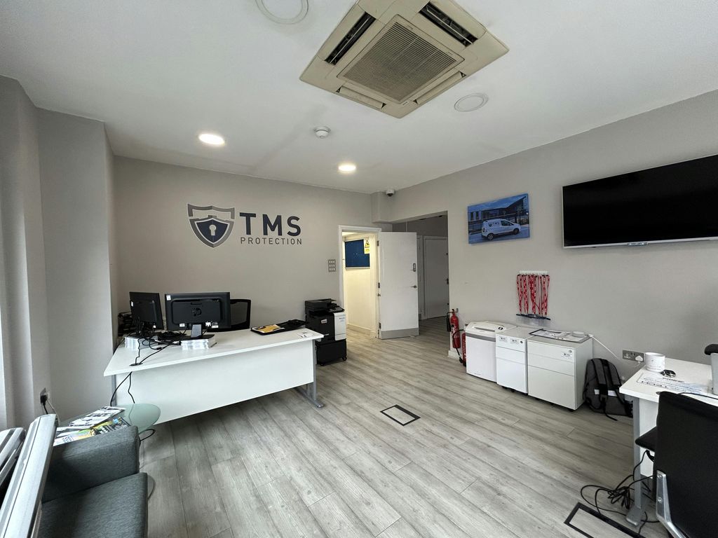 Property photo 2 of 9 Img_1679.Jpg