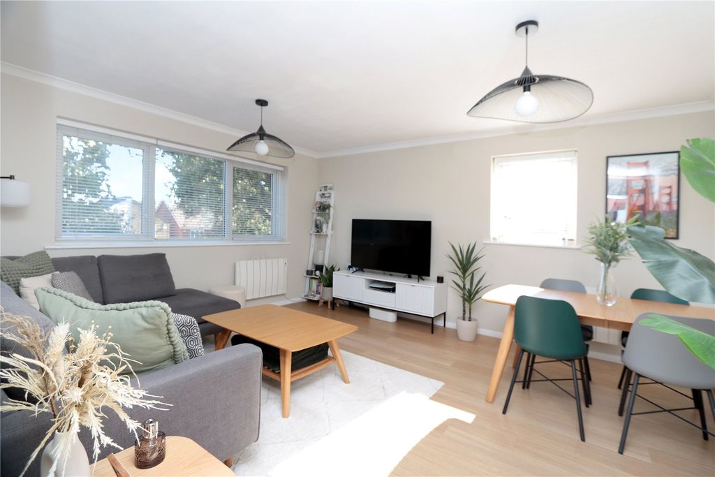 Property photo 2 of 6 Picture No. 02