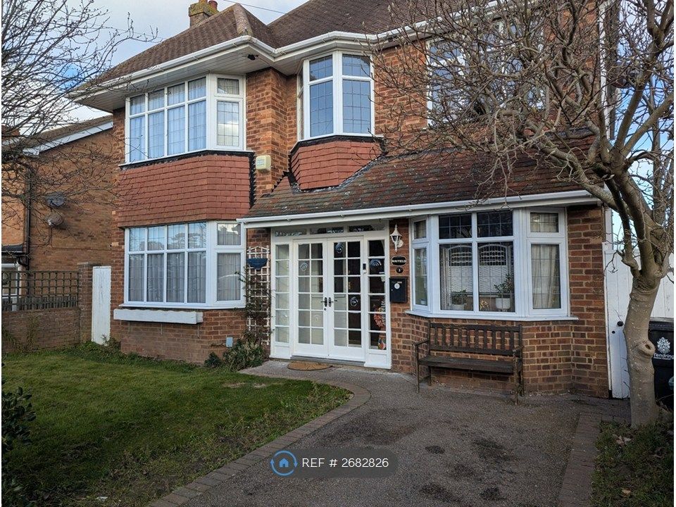 Property photo 1 of 24