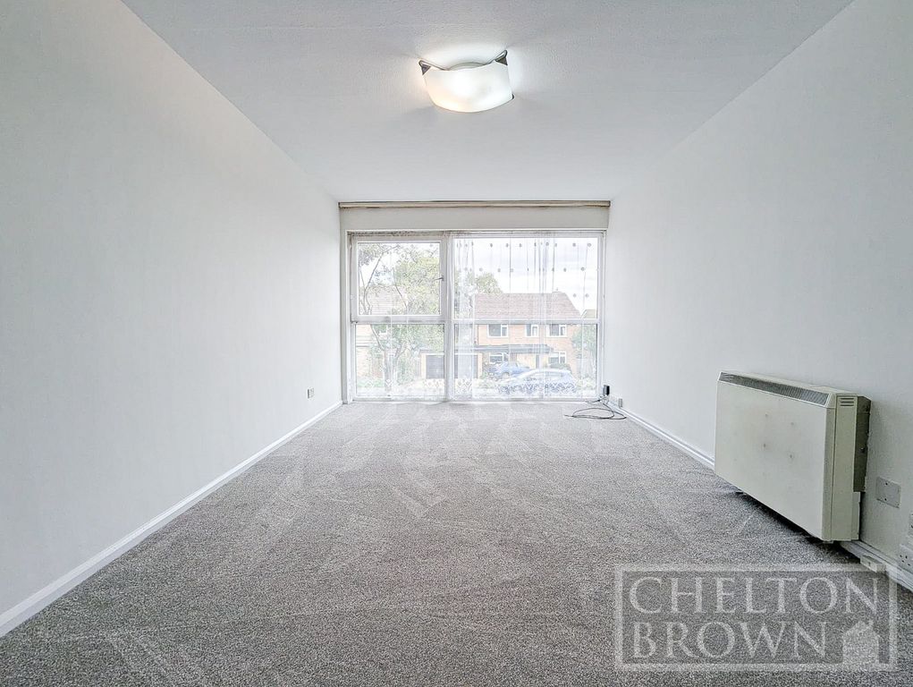 Property photo 3 of 16 Living Room