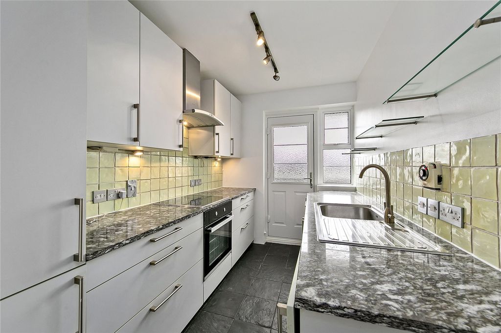 Property photo 3 of 11 Picture No. 09