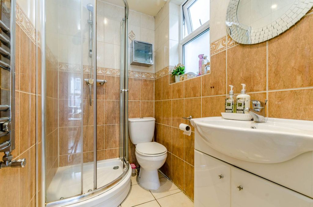 Property photo 3 of 3