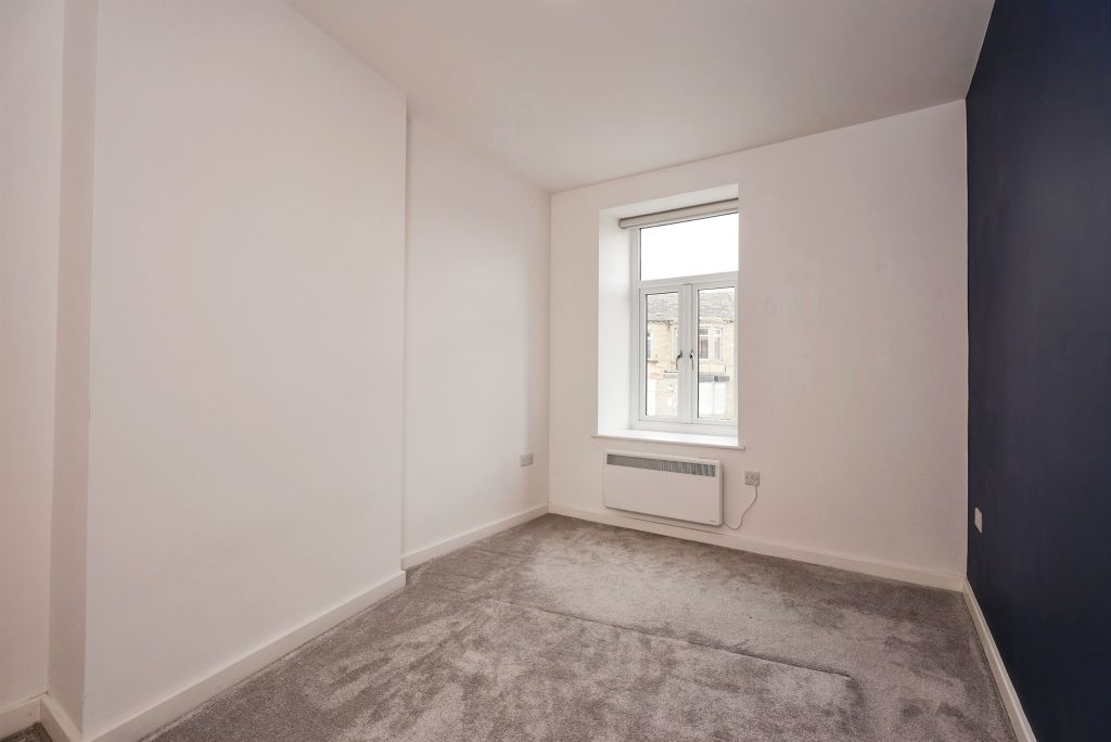 Additional image 8 of 2 bed flat for saleBalmoral Place, Halifax HX1