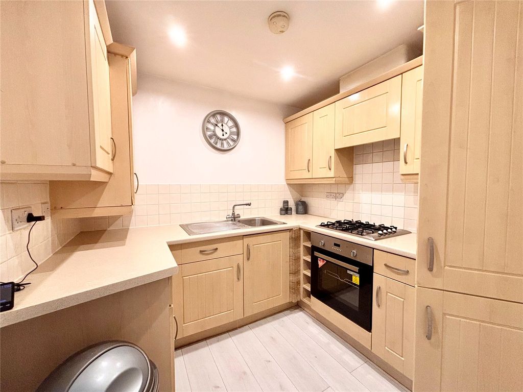 Property photo 3 of 15 Kitchen