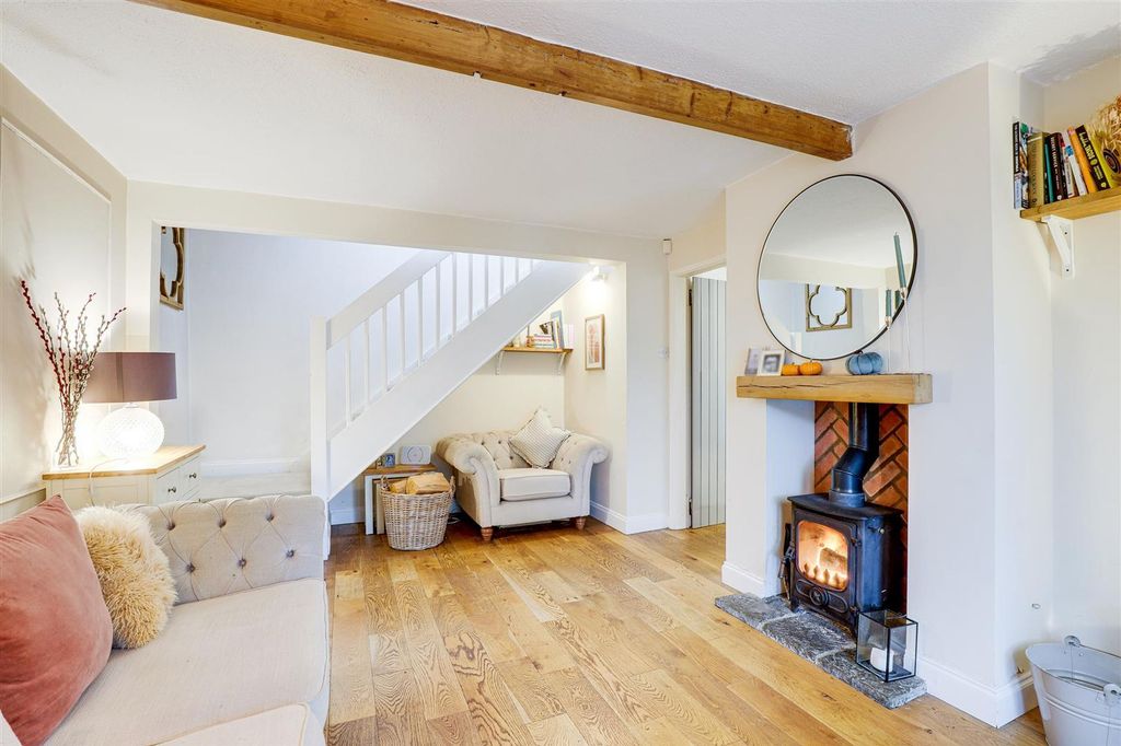 Property photo 3 of 21