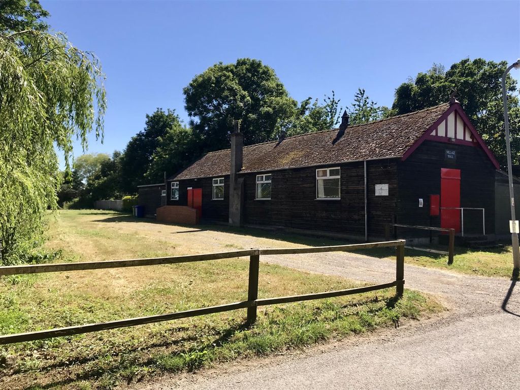 Property photo 1 of 6