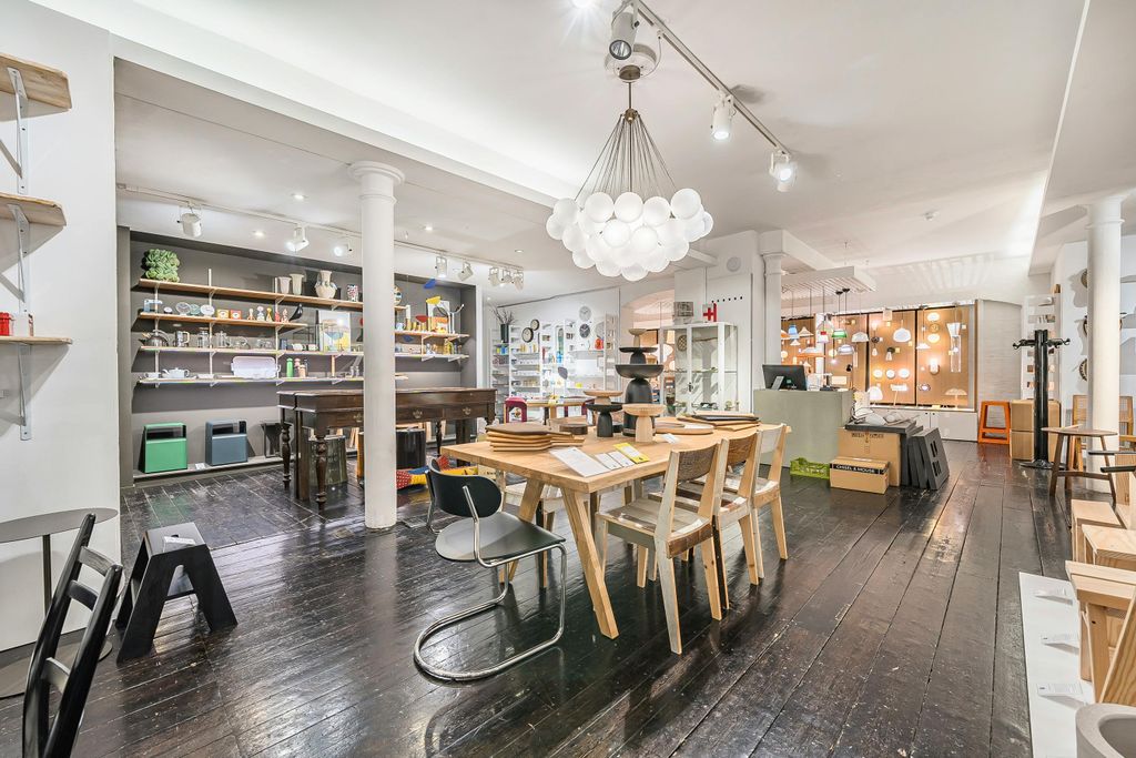 Property photo 3 of 12 1383735-11-6968Df11Ca2c6.Jpg