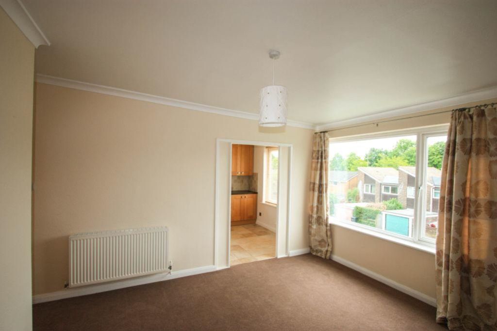 Property photo 3 of 7 Ewemove Basingstoke Hailstone Road Living Room