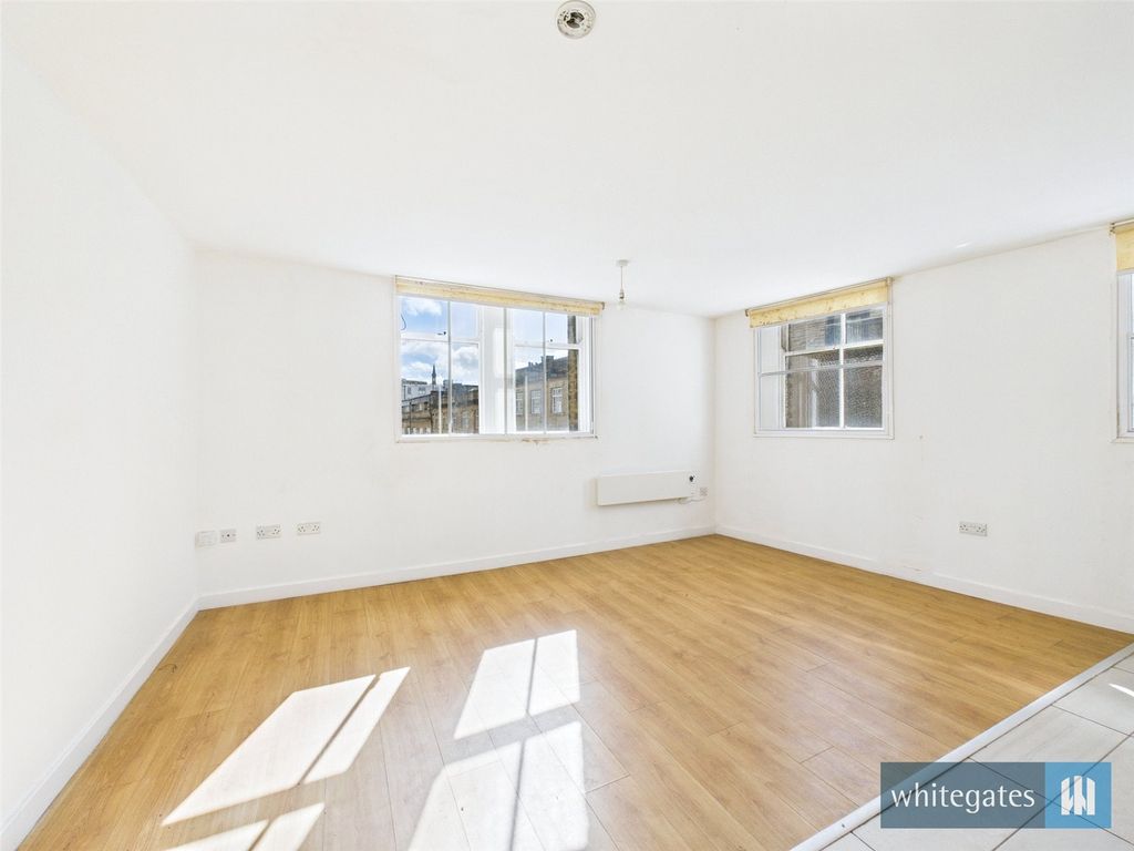 Property photo 2 of 9 Picture No. 02
