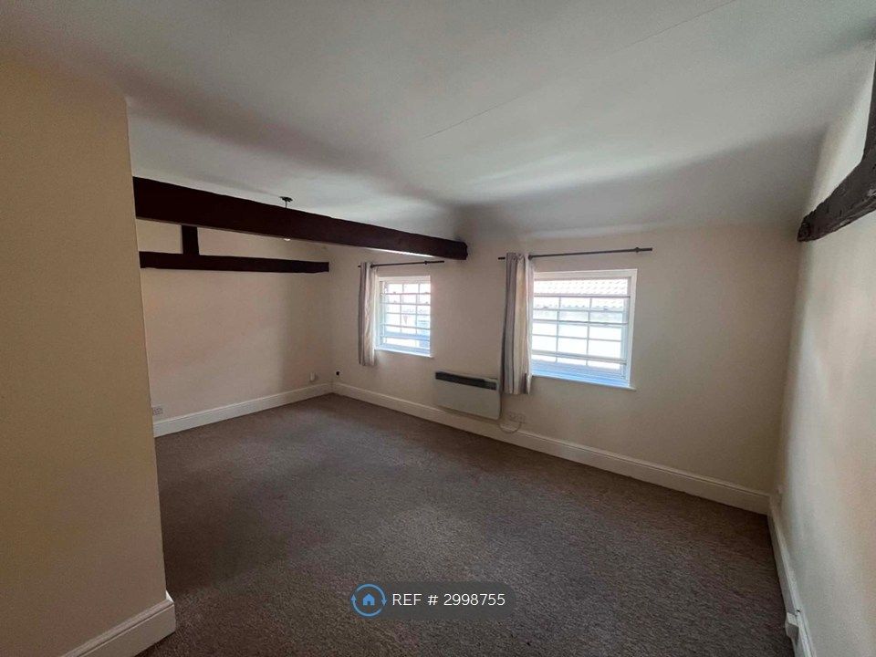 Property photo 1 of 4