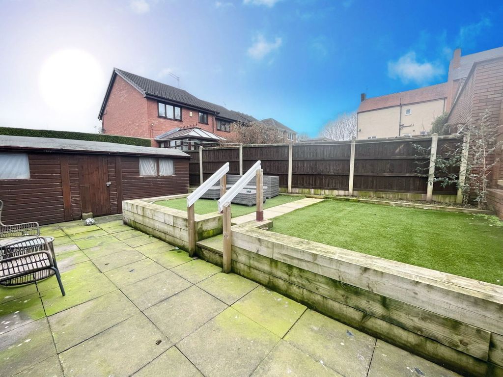 Property photo 2 of 18