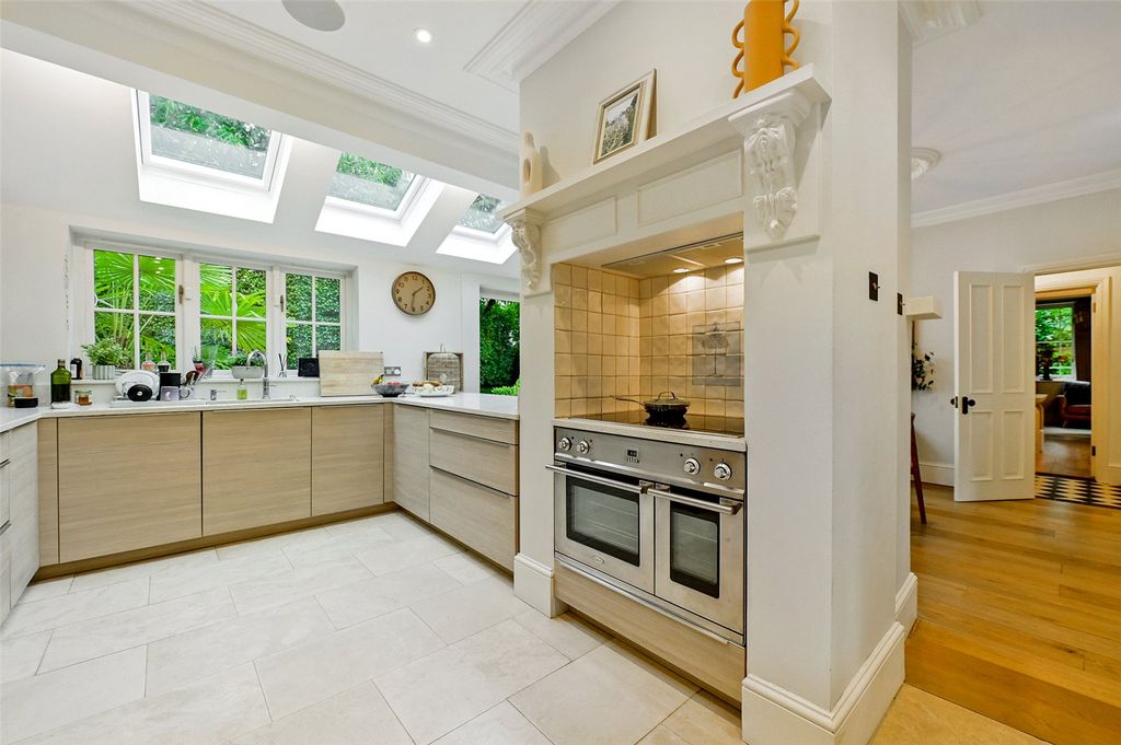 Property photo 3 of 15 Kitchen