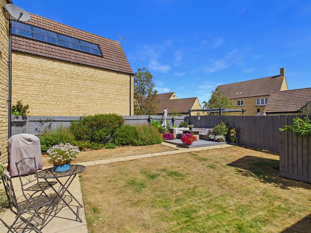 Property photo 2 of 19 Rear Garden