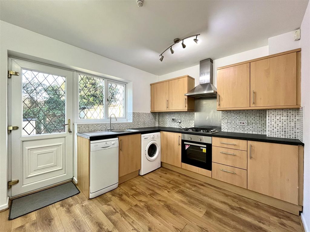 Property photo 3 of 21 Image 3