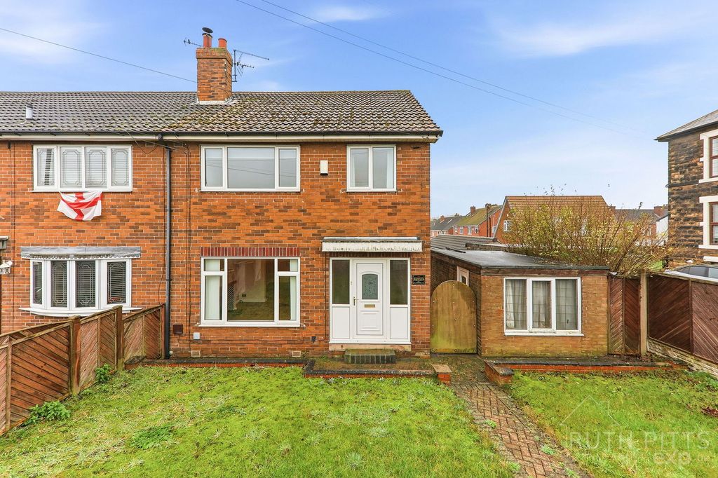 Property photo 1 of 27