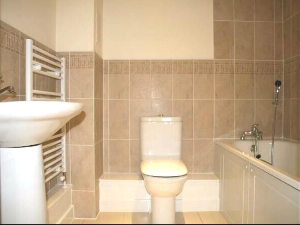 Property photo 3 of 6